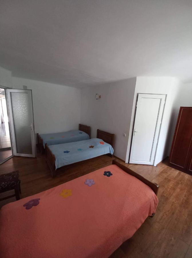 Guest House Maxim Makhinjauri Exterior foto