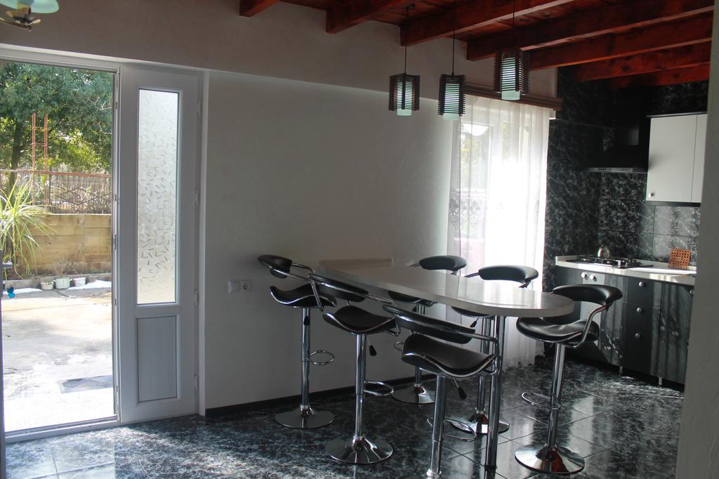 Guest House Maxim Makhinjauri Exterior foto