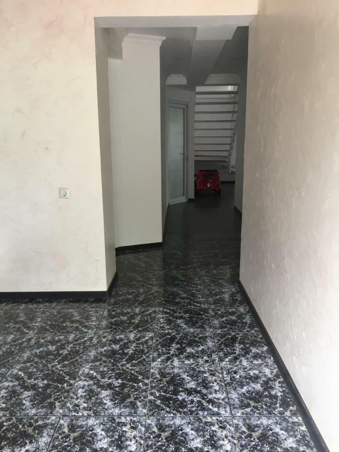 Guest House Maxim Makhinjauri Exterior foto
